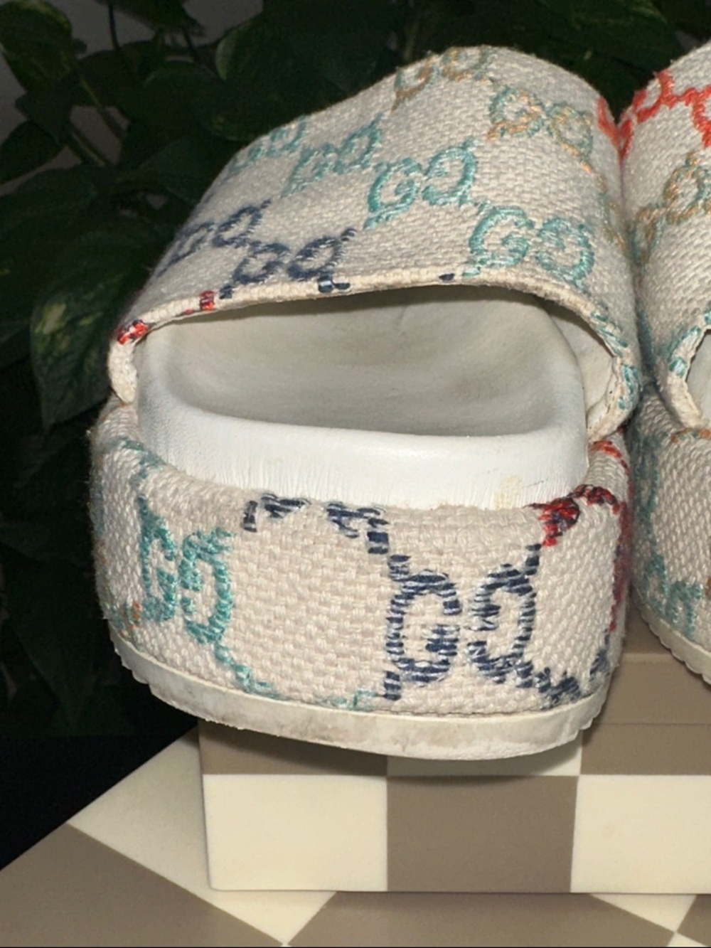 Gucci Multicolor GG Canvas Platform Slides - Ivory Base size 9 used condition 🩵 - Picture 9 of 16